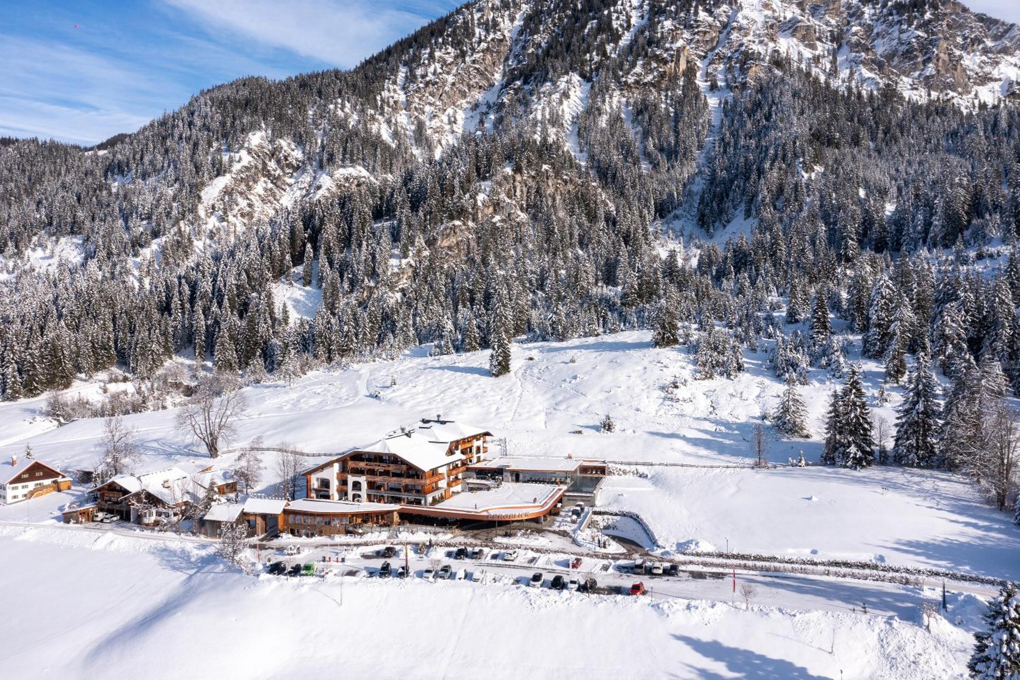 Hotel Bergblick 5 Sterne Grän Buitenkant foto